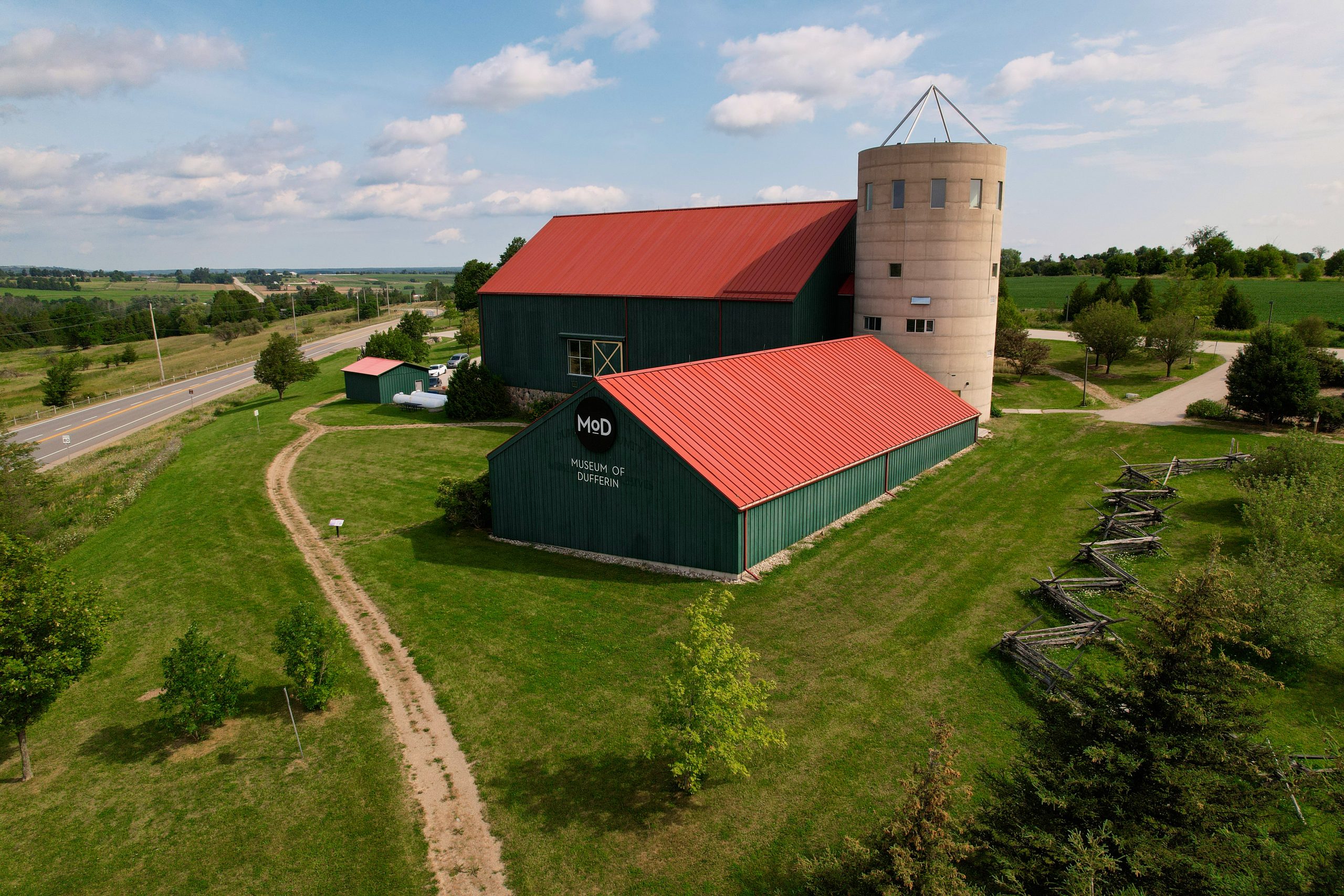 Outside view of the Museum of Dufferin